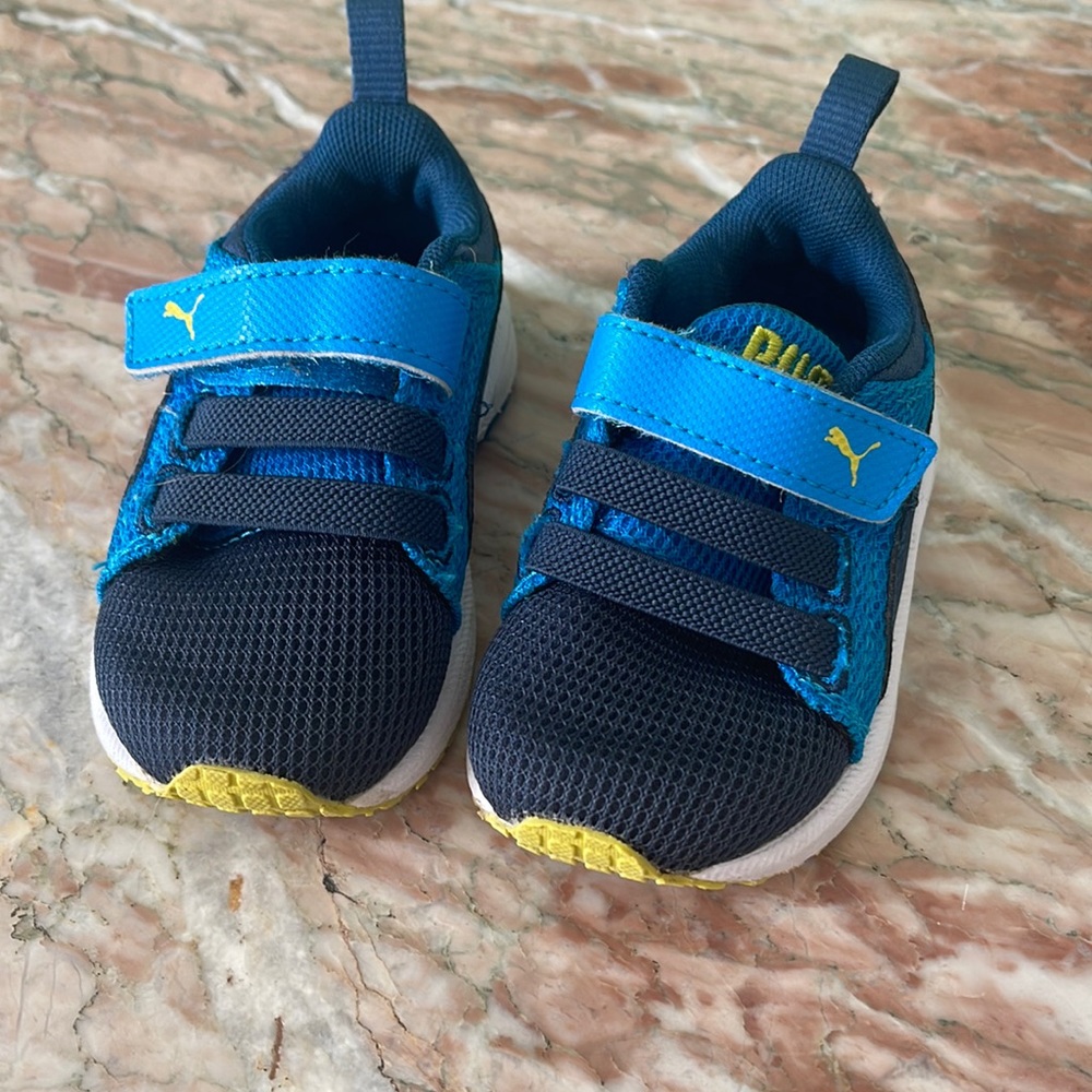 Baby Puma size 4 barely worn